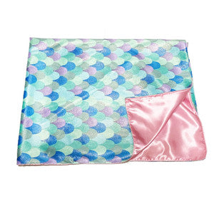 Satin Backed Baby Blanket - Blue Scalloped