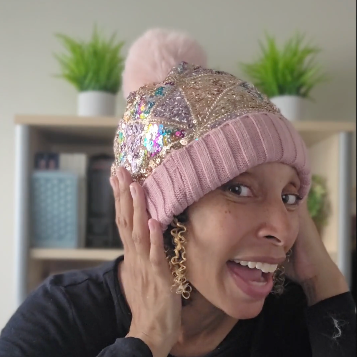 Diamond Sequined Satin-Lined Pom Hat - Pink