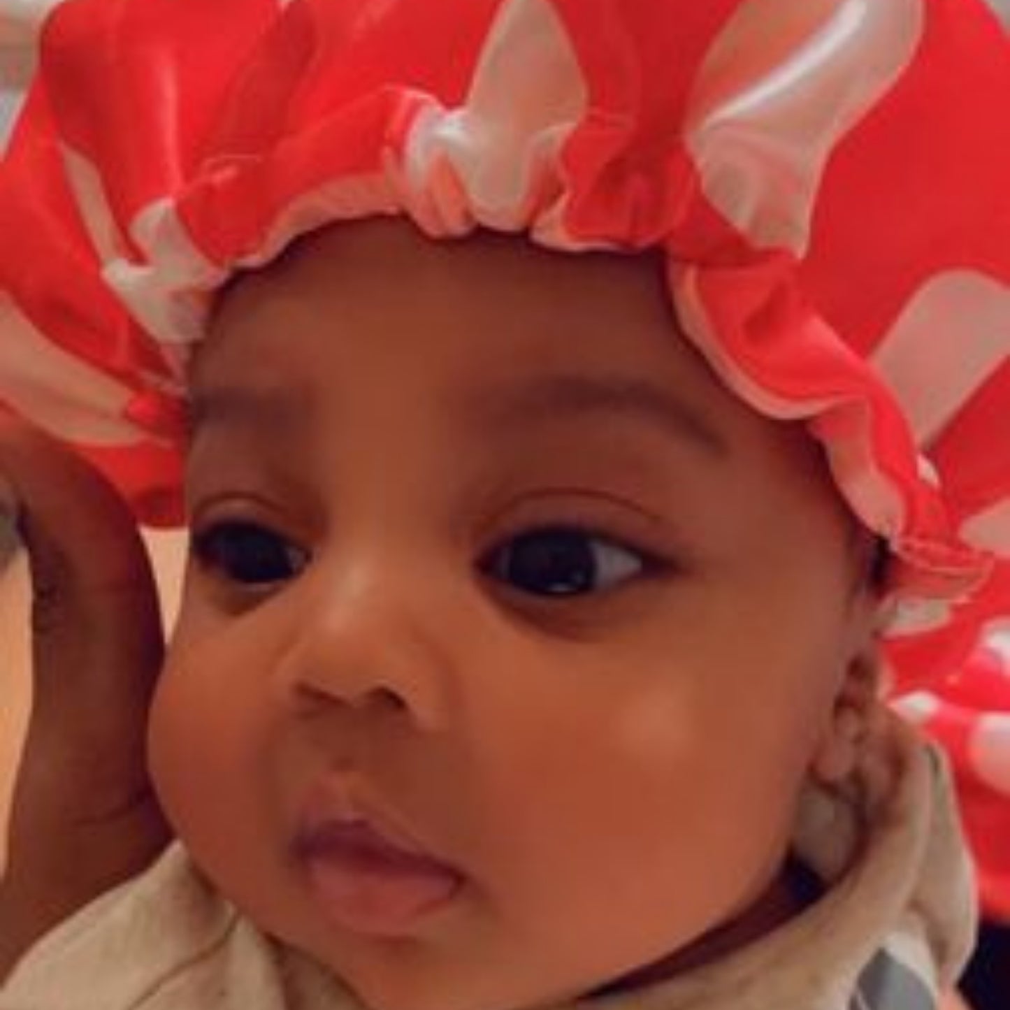 Polka Dots Reversible Satin Bonnet - Fuchsia and White